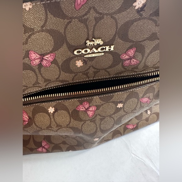Coach Gallery Tote in Signature Canvas with Butterfly Print with COA - Picture 9 of 13